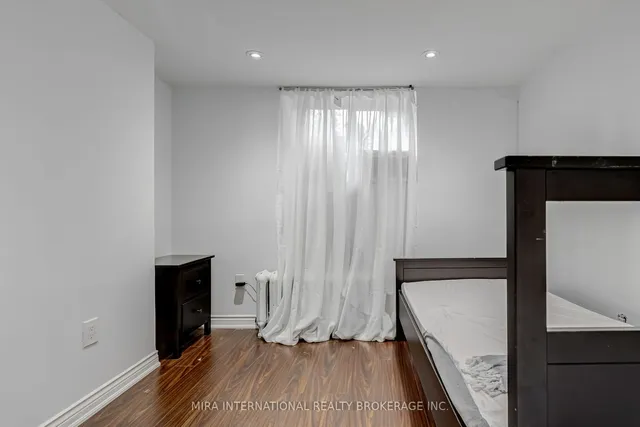 Additional property image - 11 Laxton Ave