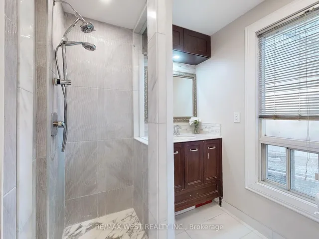 Additional property image - 47 Lindner St