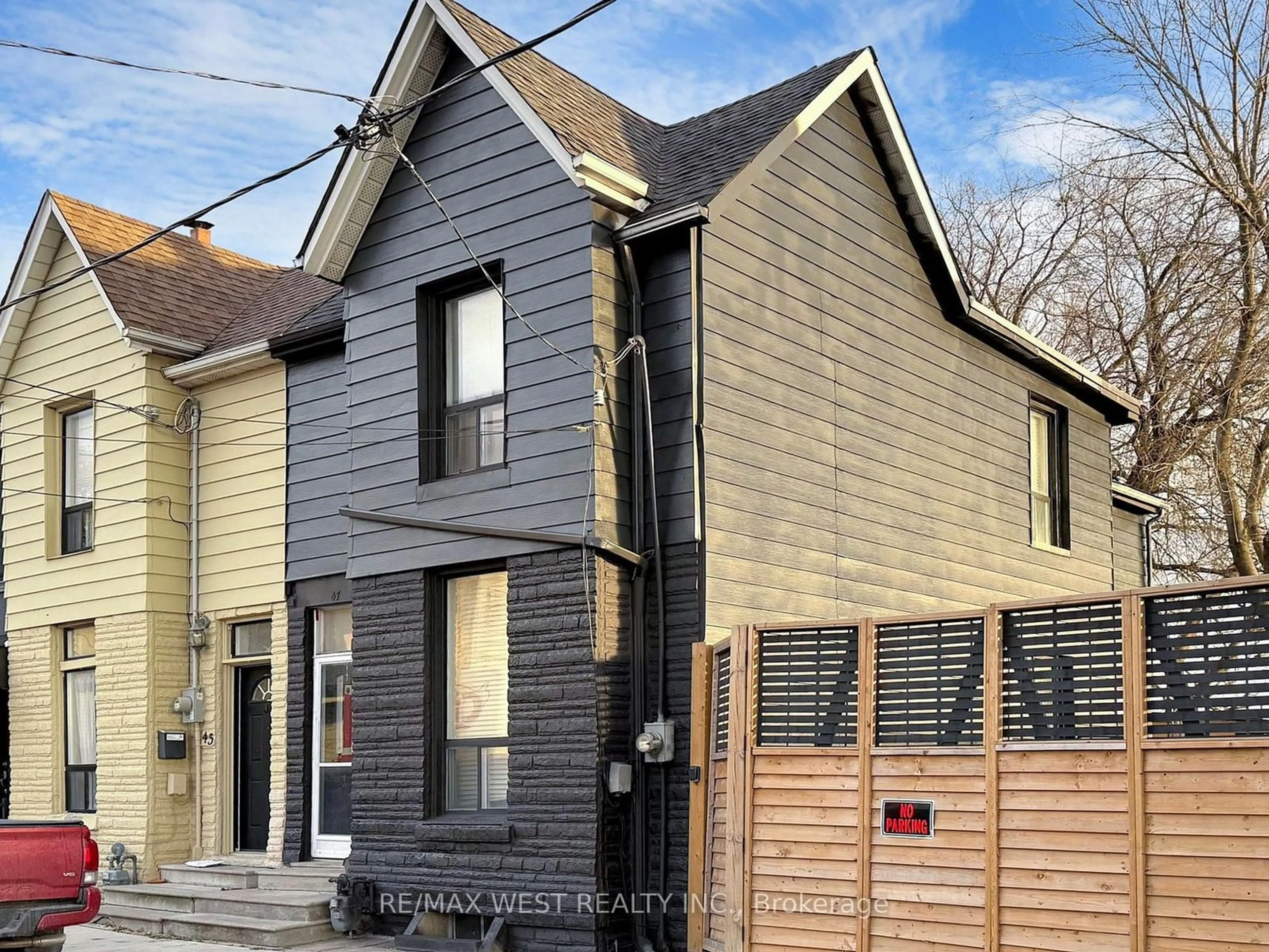 Frontside or backside of a home, cottage for 47 Lindner St, Toronto Ontario M6N 1B3