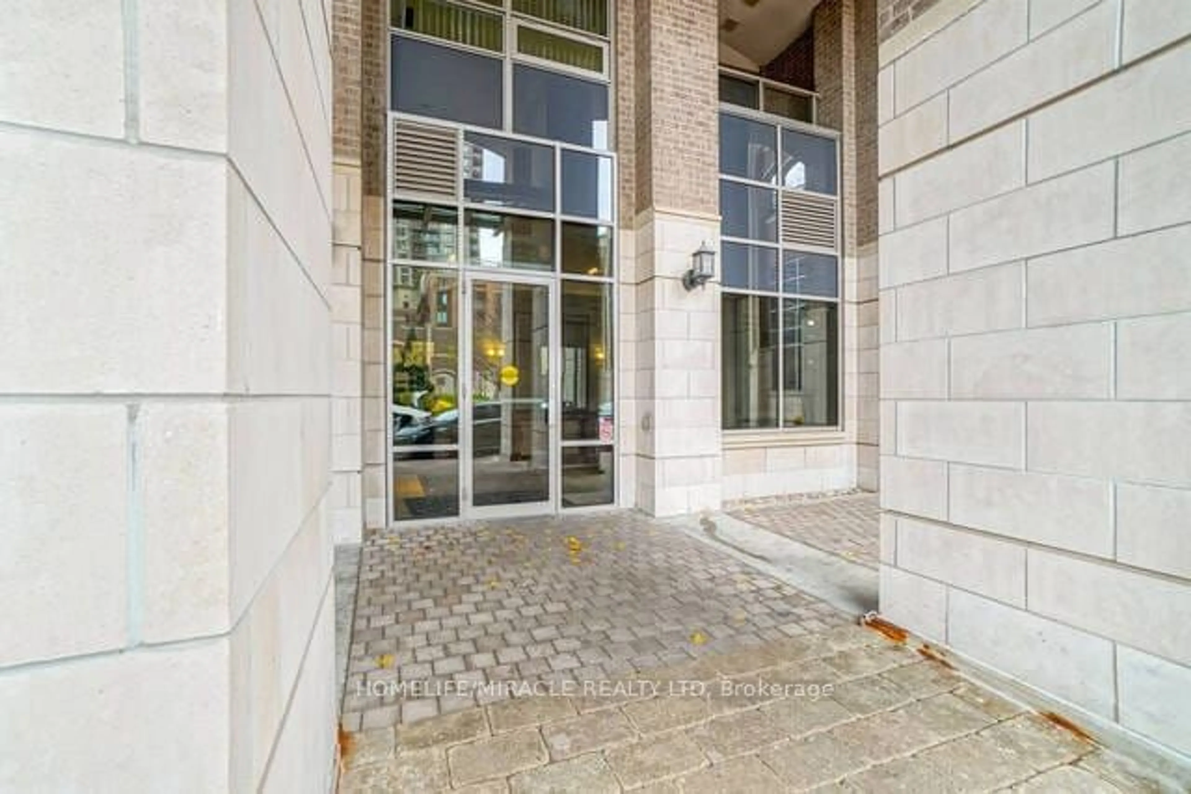 Indoor foyer, ceramic floors for 388 Prince Of Wales Dr #3406, Mississauga Ontario L5B 0A1