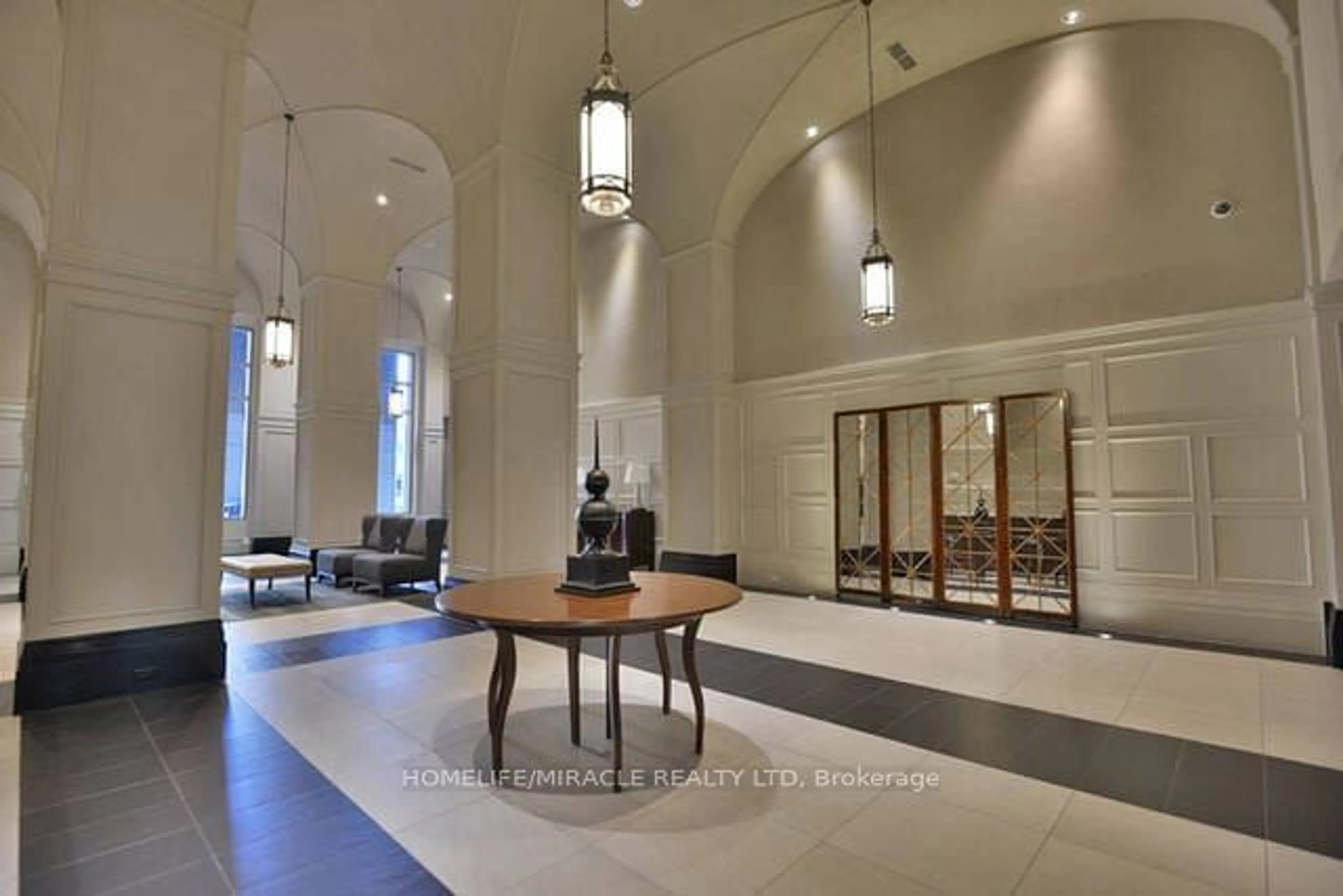 Indoor lobby, wood floors for 388 Prince Of Wales Dr #3406, Mississauga Ontario L5B 0A1