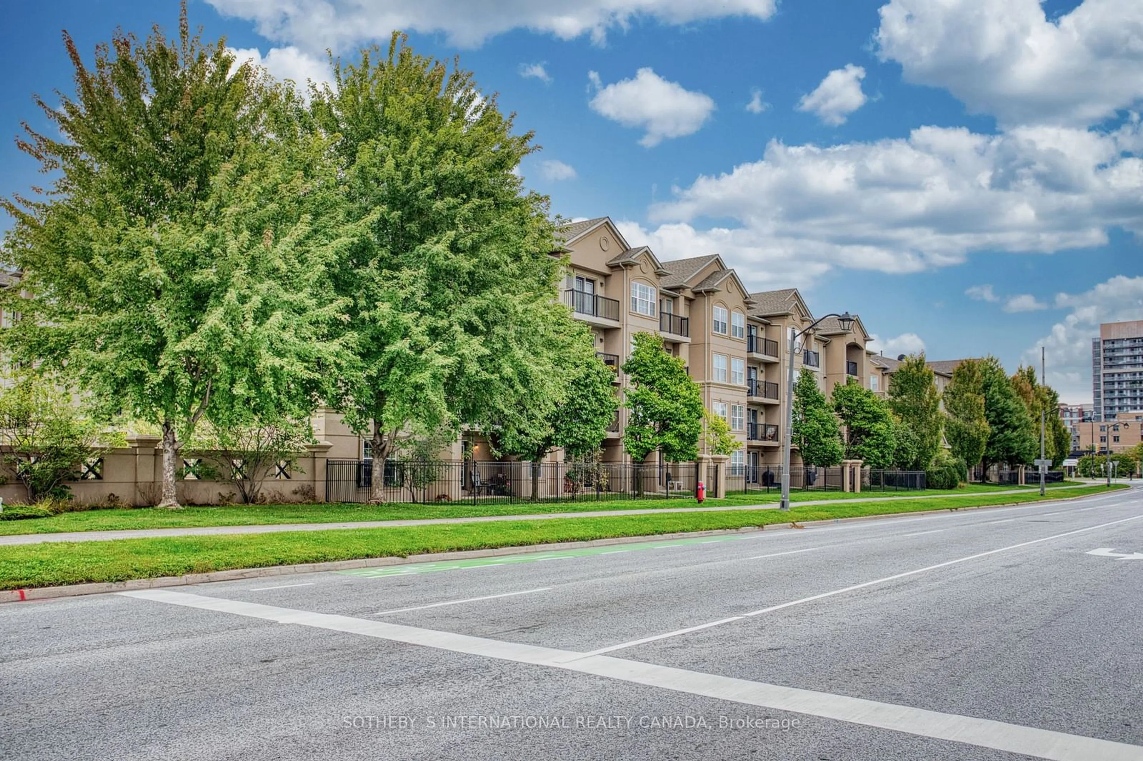 A pic from exterior of the house or condo, the street view for 2035 Appleby Line #401, Burlington Ontario L7L 7G8