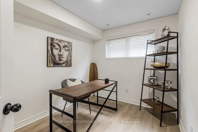 Additional property image - 31 Foundry Ave Unit 26
