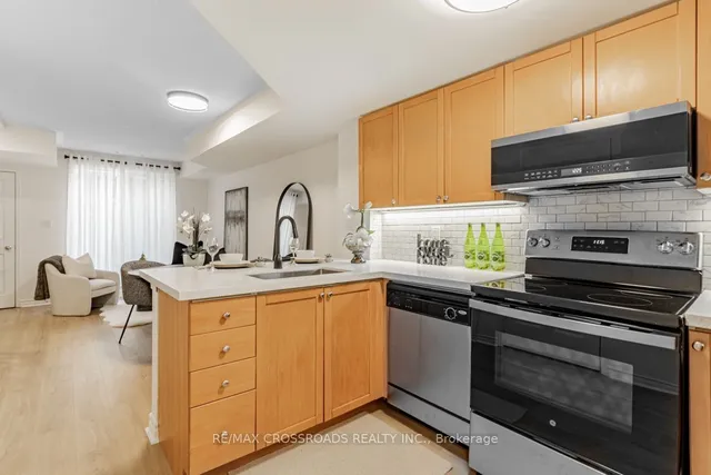 Additional property image - 31 Foundry Ave Unit 26
