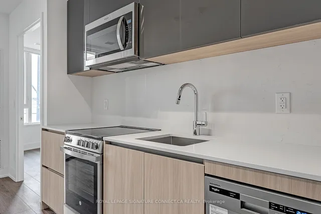Additional property image - 3100 Keele St Unit 325
