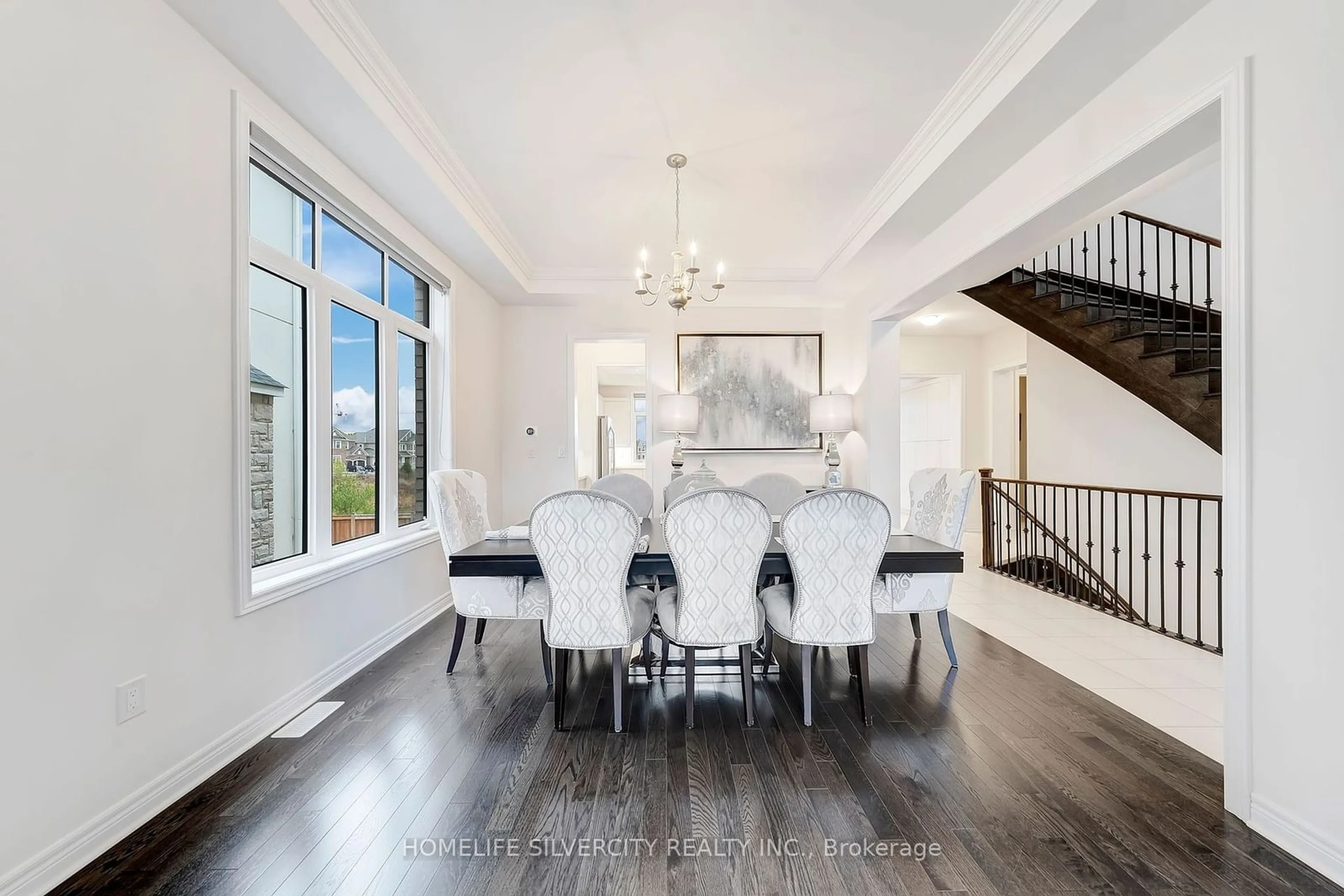 Dining room, wood floors for 398 Spyglass Green, Oakville Ontario L6M 5K5