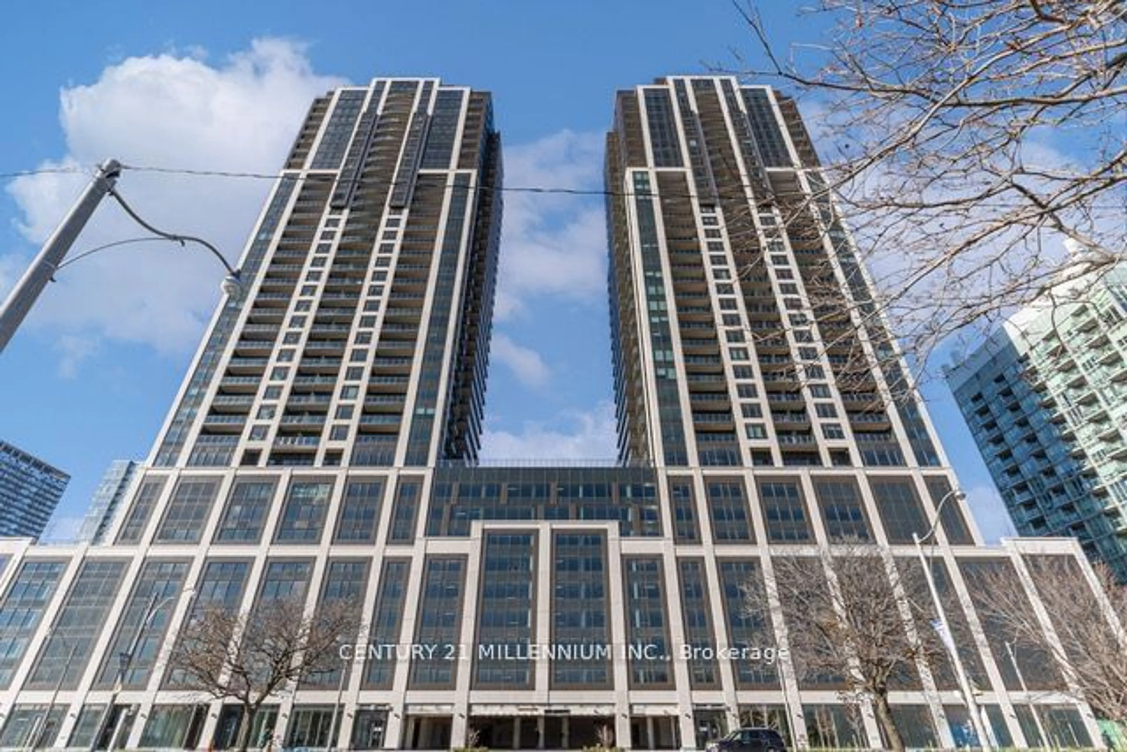 A pic from exterior of the house or condo, the front or back of building for 1926 Lakeshore Blvd #3009, Toronto Ontario M6S 1A1