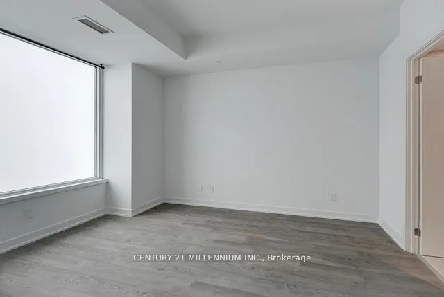 Additional property image - 1926 Lakeshore Blvd Unit 3009