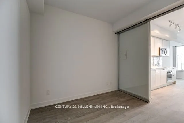 Additional property image - 1926 Lakeshore Blvd Unit 3009