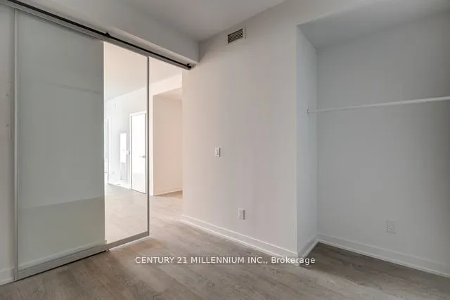 Additional property image - 1926 Lakeshore Blvd Unit 3009