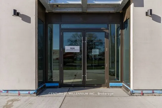 Additional property image - 1926 Lakeshore Blvd Unit 3009