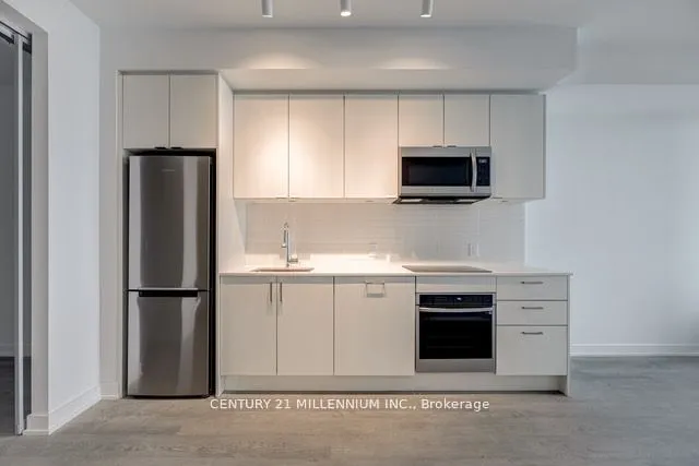 Additional property image - 1926 Lakeshore Blvd Unit 3009