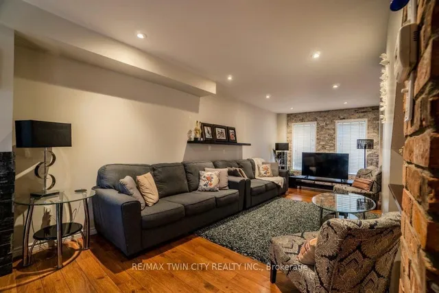 Additional property image - 1480 Britannia Rd Unit 143