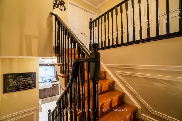 Additional property image - 1480 Britannia Rd Unit 143