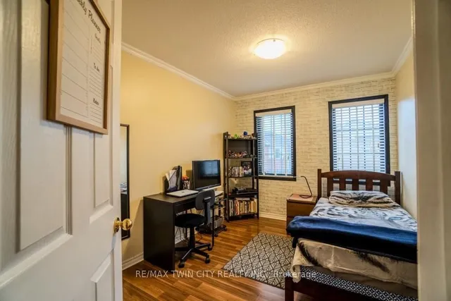 Additional property image - 1480 Britannia Rd Unit 143
