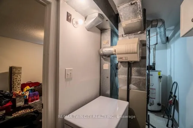 Additional property image - 1480 Britannia Rd Unit 143