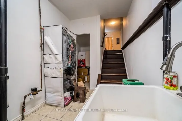 Additional property image - 1480 Britannia Rd Unit 143