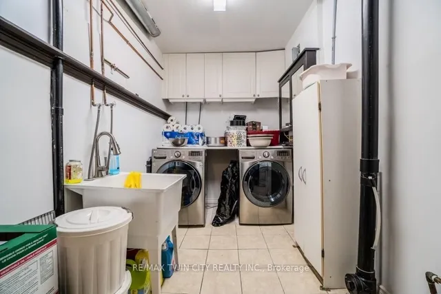 Additional property image - 1480 Britannia Rd Unit 143