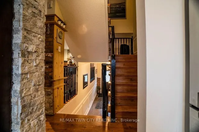 Additional property image - 1480 Britannia Rd Unit 143