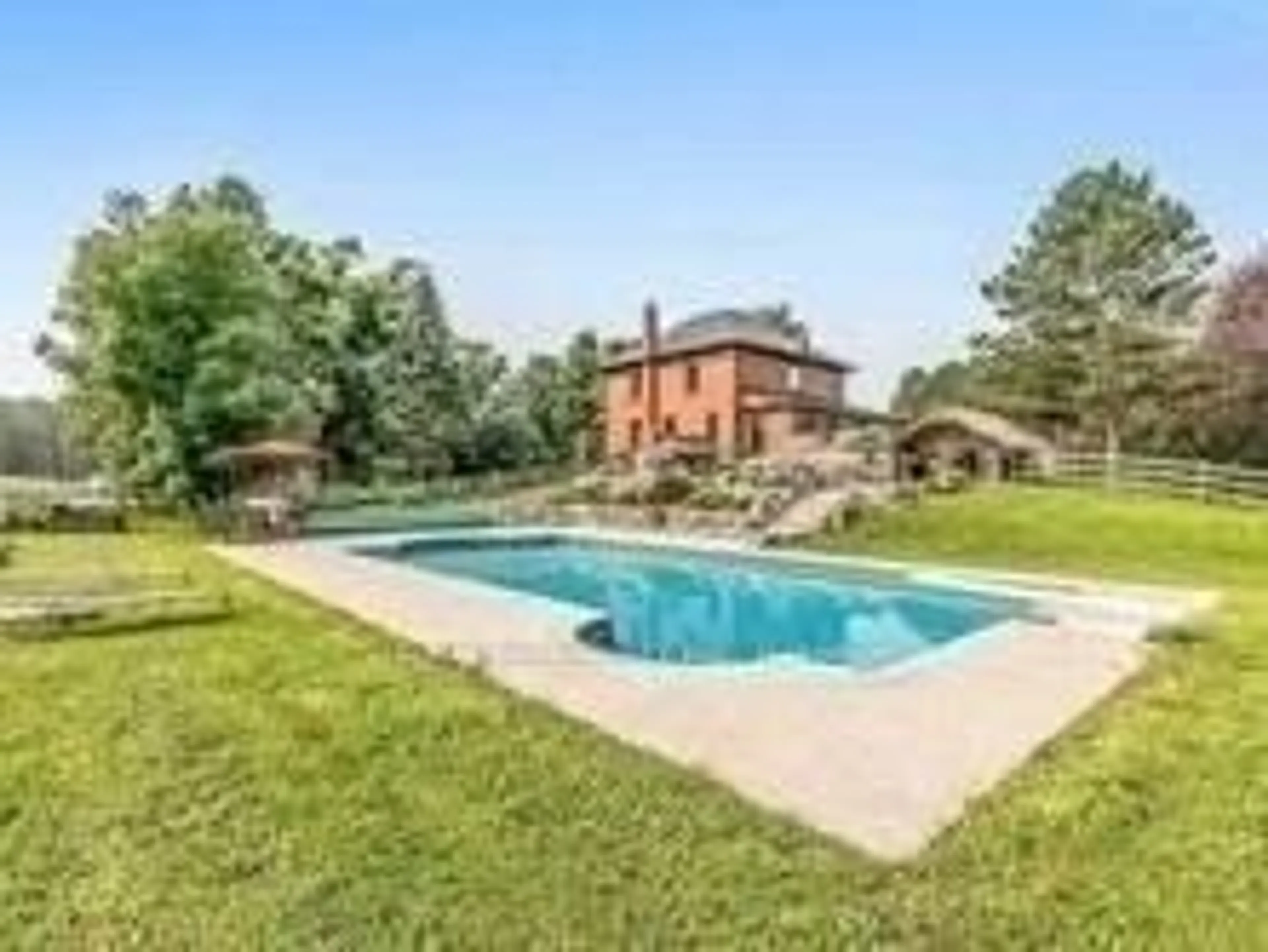 Pool for 10155 Castlederg Rd, Caledon Ontario L7E 0T1