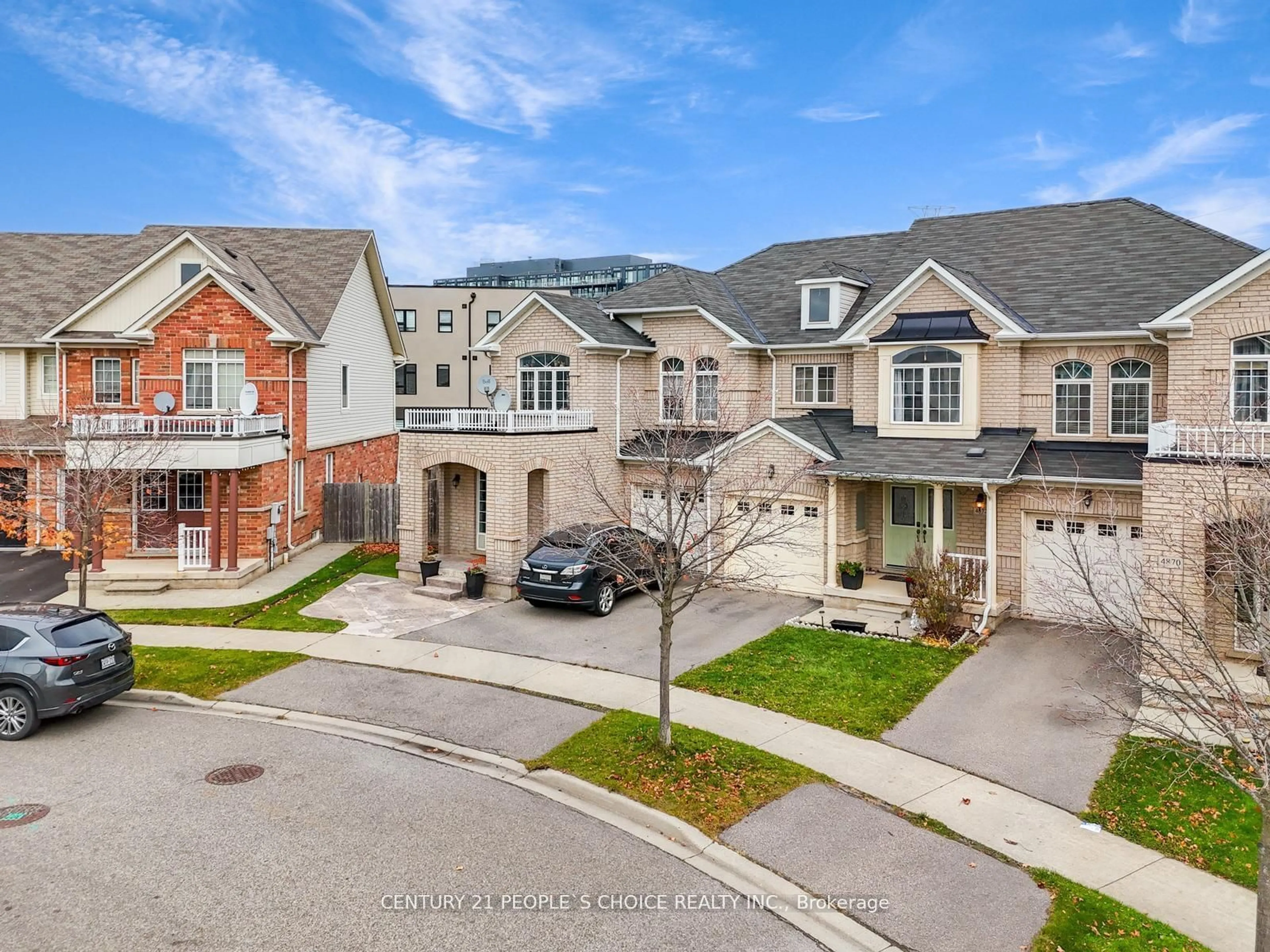 A pic from exterior of the house or condo, the street view for 4872 Capri Cres, Burlington Ontario L7M 0H8