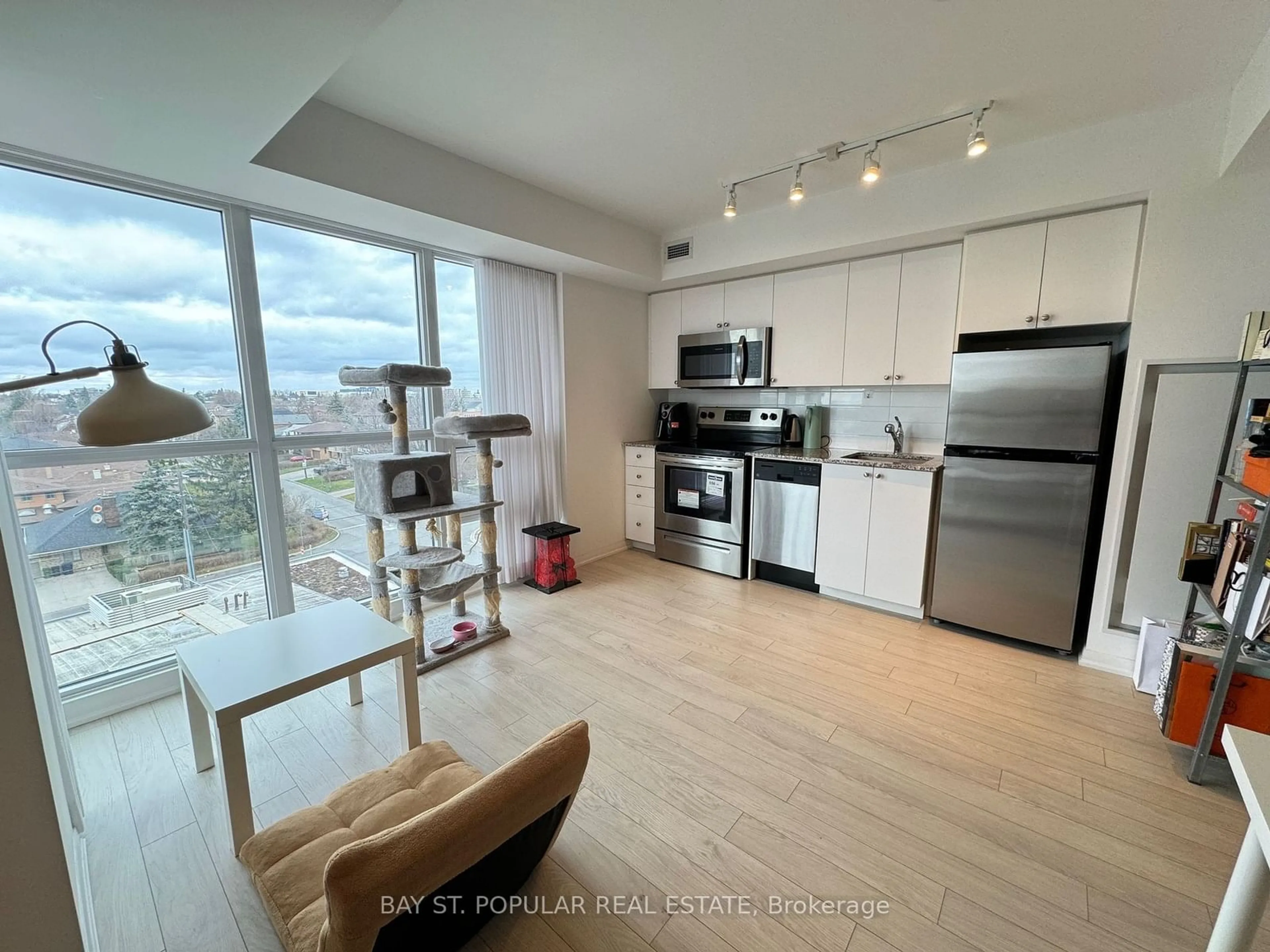 Open concept kitchen, unknown for 3091 Dufferin St #525, Toronto Ontario M6A 0C4