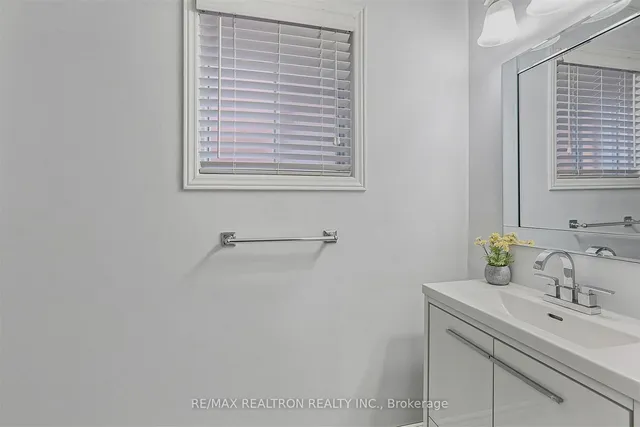 Additional property image - 2922 Gulfstream Way