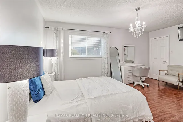 Additional property image - 2922 Gulfstream Way