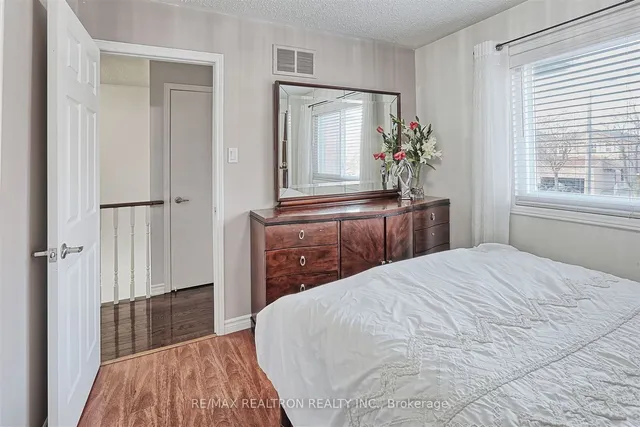 Additional property image - 2922 Gulfstream Way
