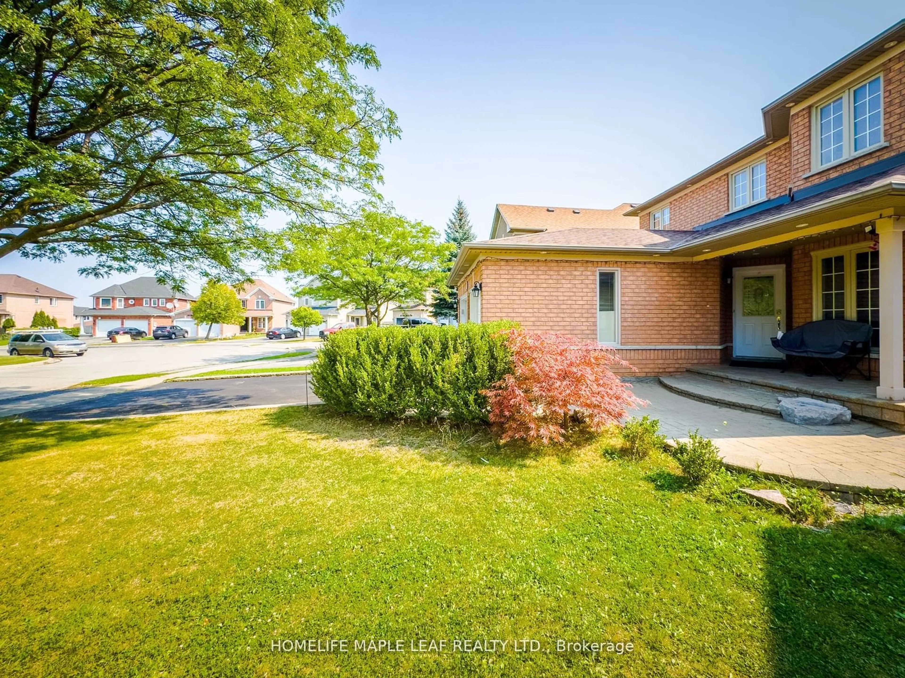 A pic from exterior of the house or condo, the fenced backyard for 56 Mount McKinley Lane, Brampton Ontario L6R 2C2