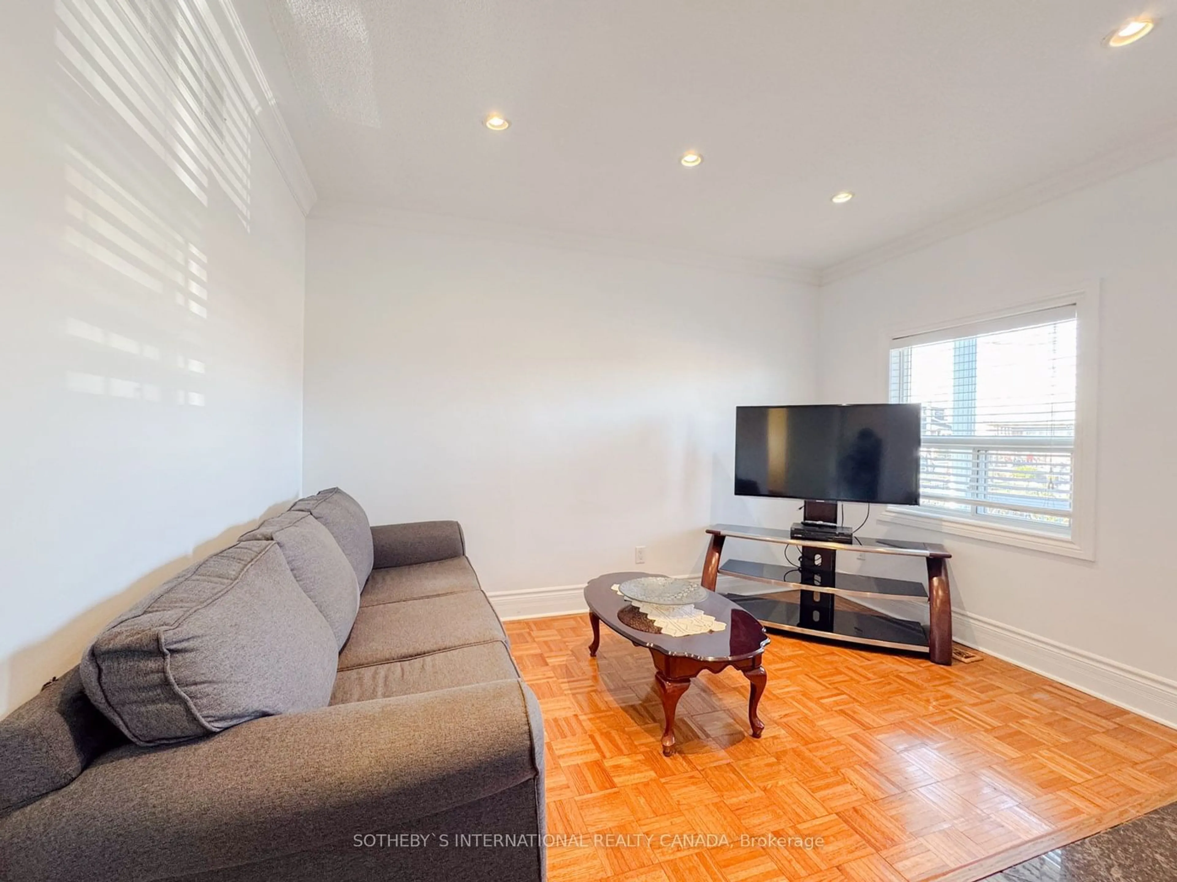 Living room, wood floors for 1167 Roselawn Ave, Toronto Ontario M6B 1C5