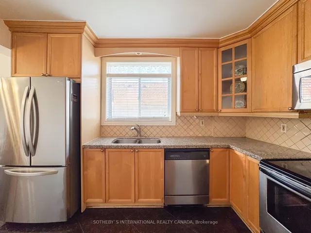Additional property image - 1167 Roselawn Ave