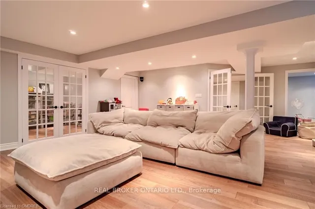 Additional property image - 1621 Bayshire Dr