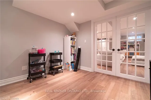 Additional property image - 1621 Bayshire Dr