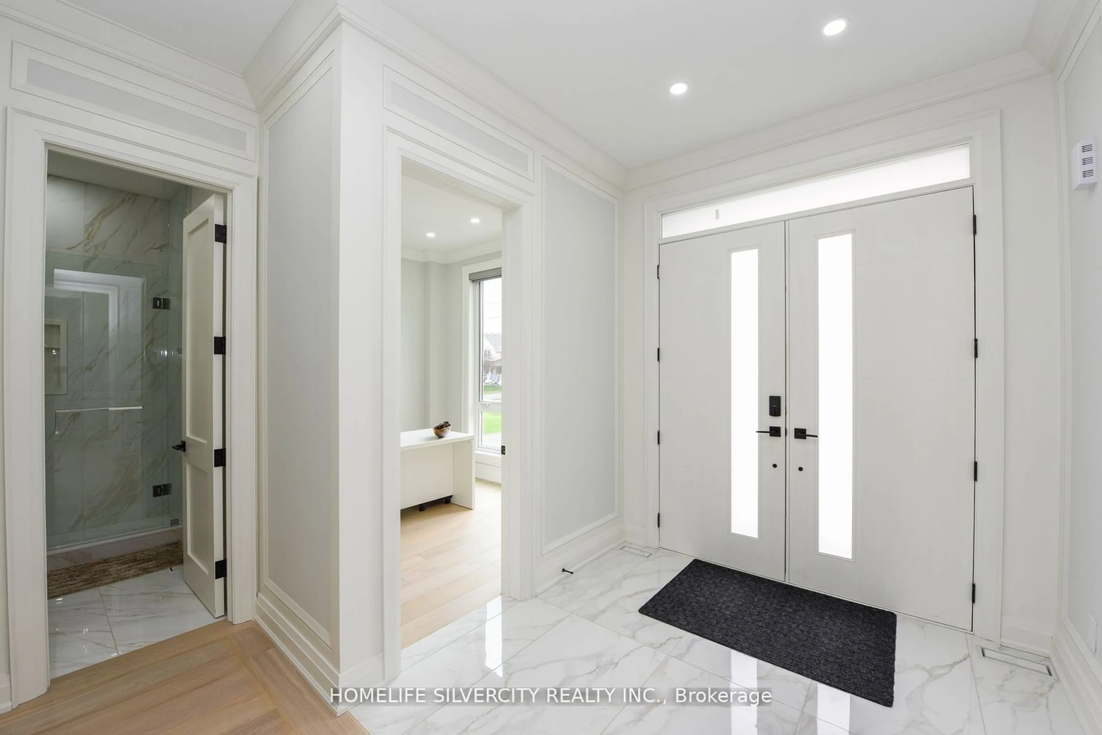 Indoor entryway, wood floors for 455 Samford Pl, Oakville Ontario L6L 4E7