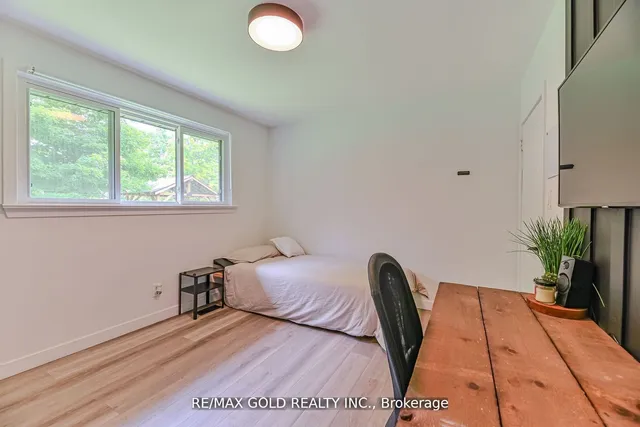 Additional property image - 2285 Kilbride St