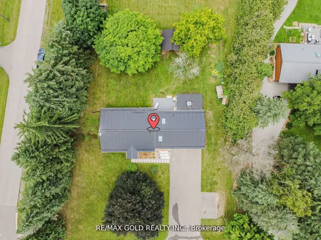 Additional property image - 2285 Kilbride St