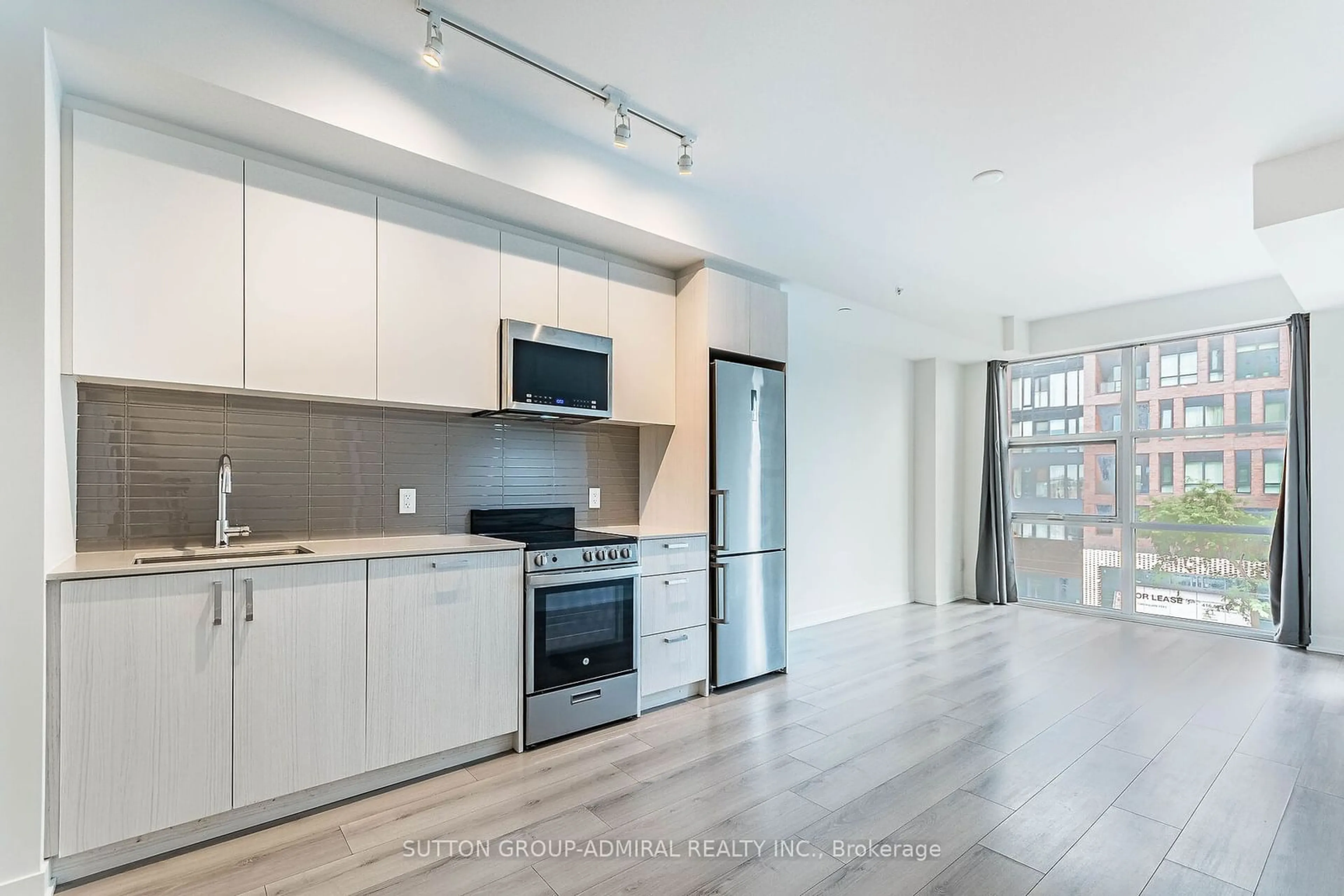 Open concept kitchen for 1787 St. Clair Ave #315, Toronto Ontario M6N 0B7