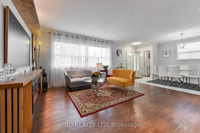 Additional property image - 135 Downsview Ave