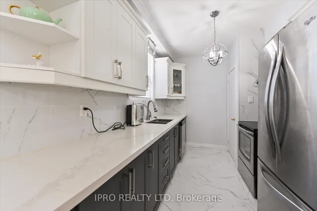 Additional property image - 135 Downsview Ave