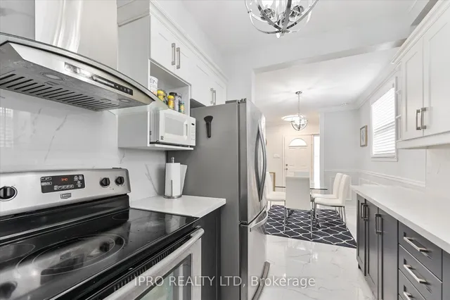 Additional property image - 135 Downsview Ave