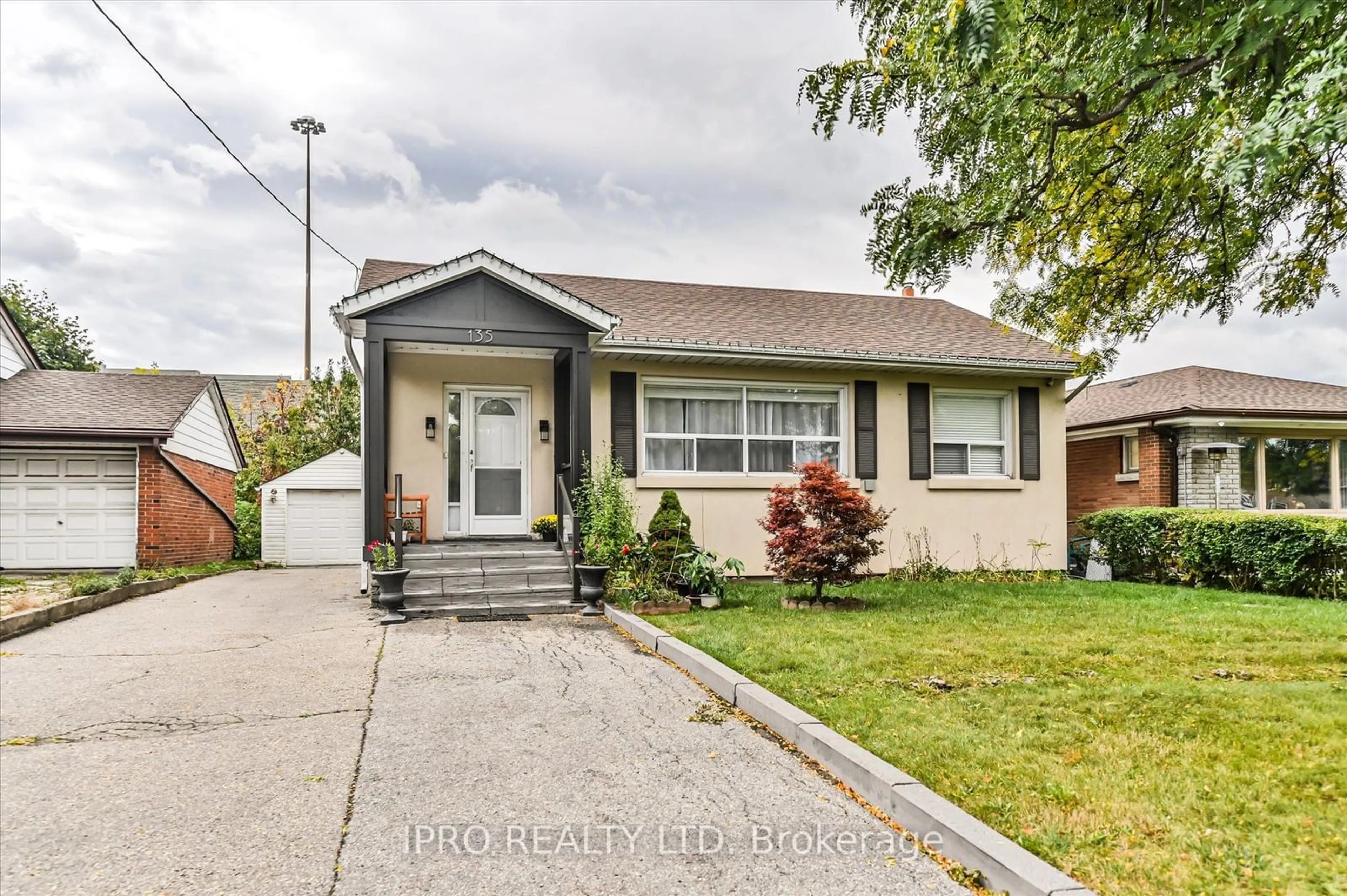 Frontside or backside of a home, cottage for 135 Downsview Ave, Toronto Ontario M3M 1E3