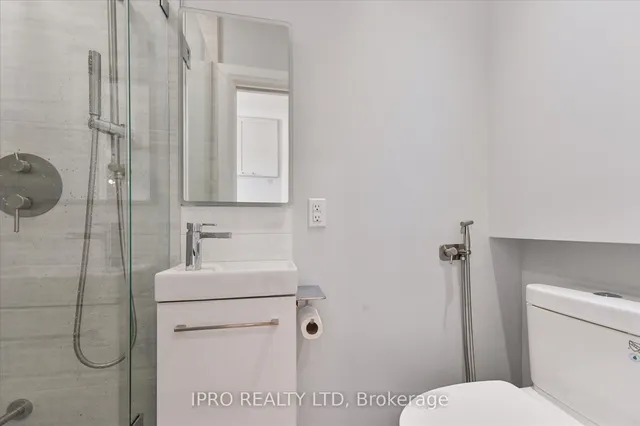 Additional property image - 135 Downsview Ave
