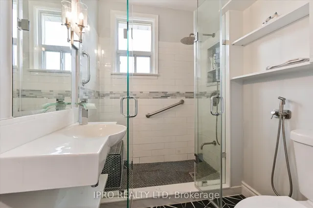 Additional property image - 135 Downsview Ave