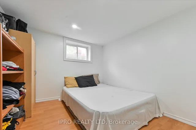 Additional property image - 135 Downsview Ave
