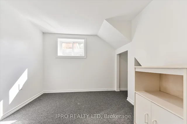 Additional property image - 135 Downsview Ave