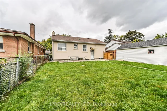 Additional property image - 135 Downsview Ave