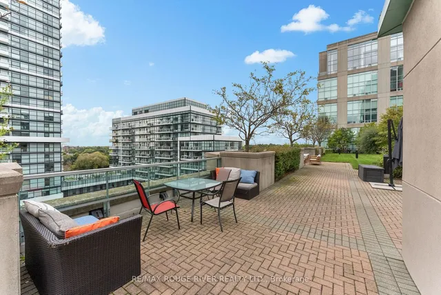 Additional property image - 300 Manitoba St Unit 227
