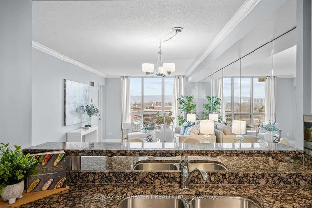 Additional property image - 442 Maple Ave Unit 1103
