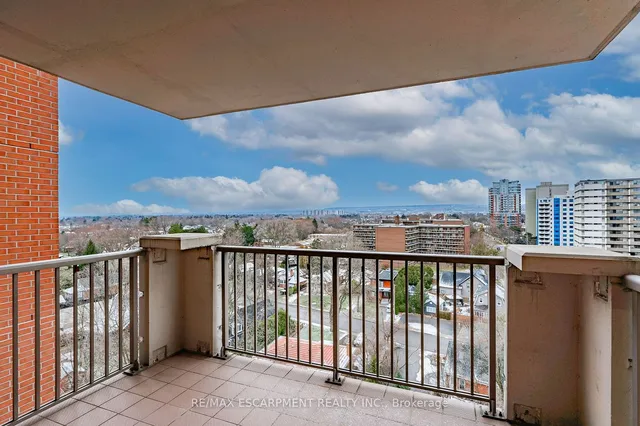 Additional property image - 442 Maple Ave Unit 1103